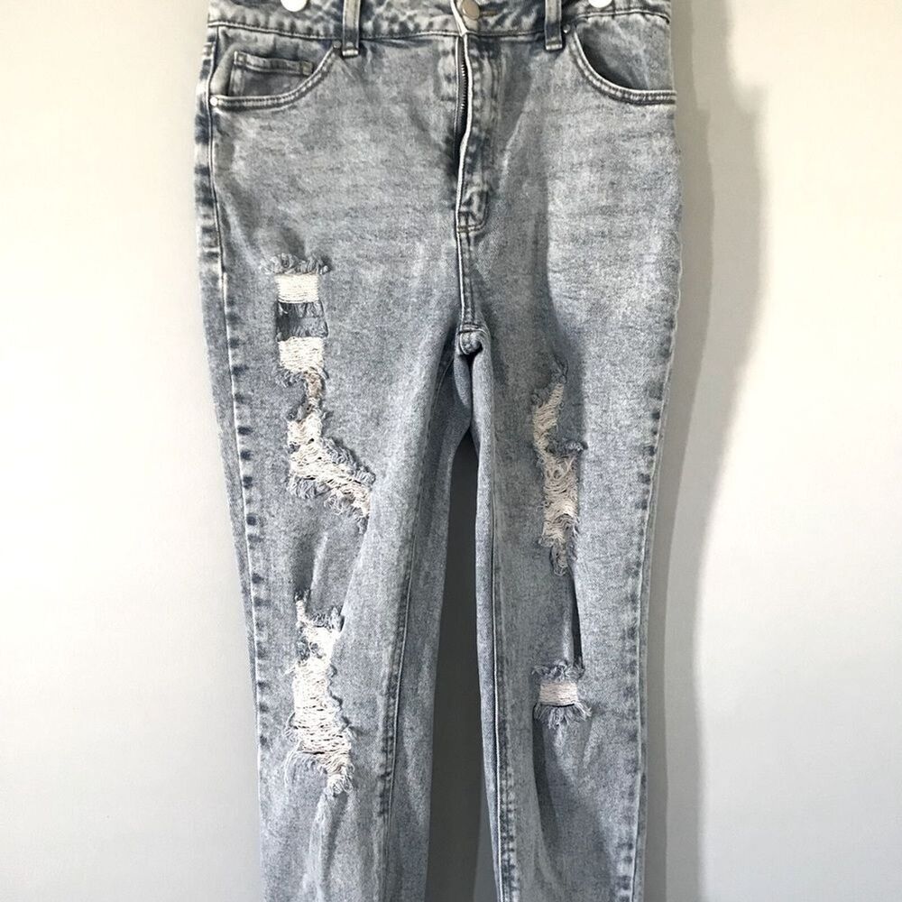 Tinseltown Woman’s Juniors Skinny Jeans Pants Distressed Light Wash Fray Hem 11